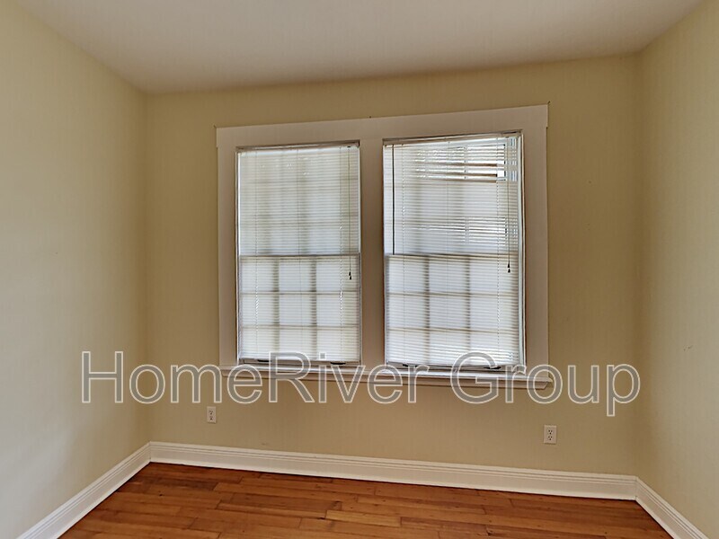 Building Photo - 1611 N 17th Ave