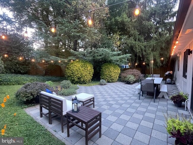 Primary Photo - 11302 Gatesborough Ln