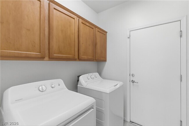 Building Photo - 7464 Chipping Sparrow St