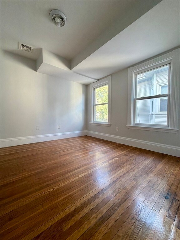 Building Photo - 65 Pearl St