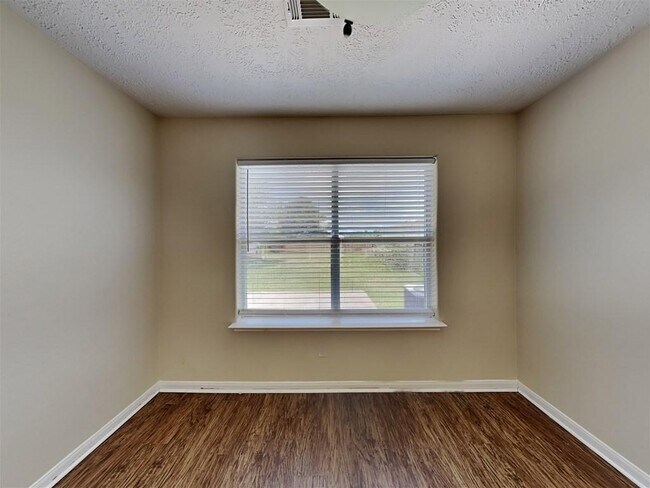 Building Photo - 4727 Comal River Loop