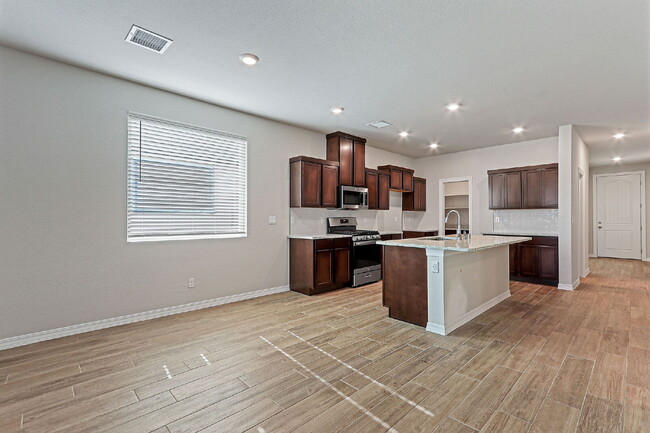 Building Photo - 51025 Sand Verbena Ave