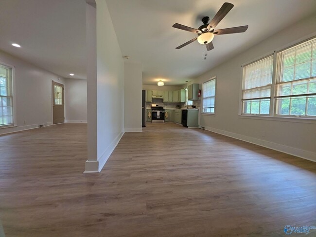 Building Photo - 2613 Skyline Dr NW
