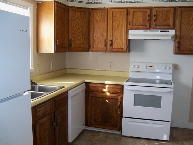 Building Photo - 416 Howard Ave