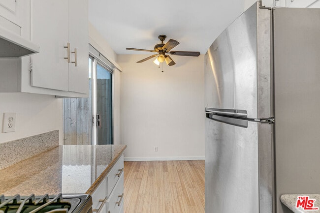 Building Photo - 2637 S Centinela Ave