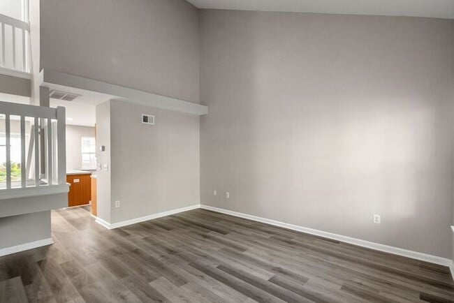Building Photo - Hidden Gem in East Charlotte - 3 Bedrooms, Prime Location