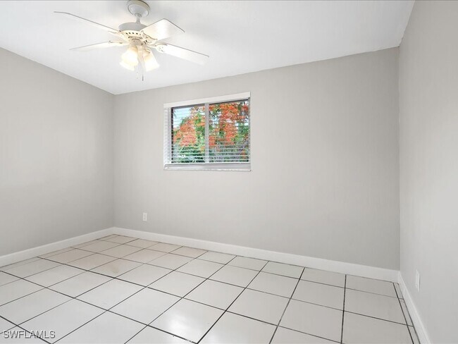 Building Photo - 1320 Barbizon Ln