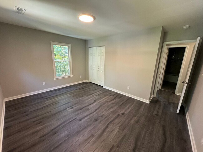 Building Photo - 1707 Choate Pl