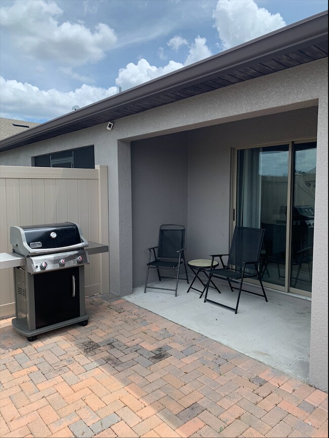 Building Photo - 13335 Crest Lake Dr