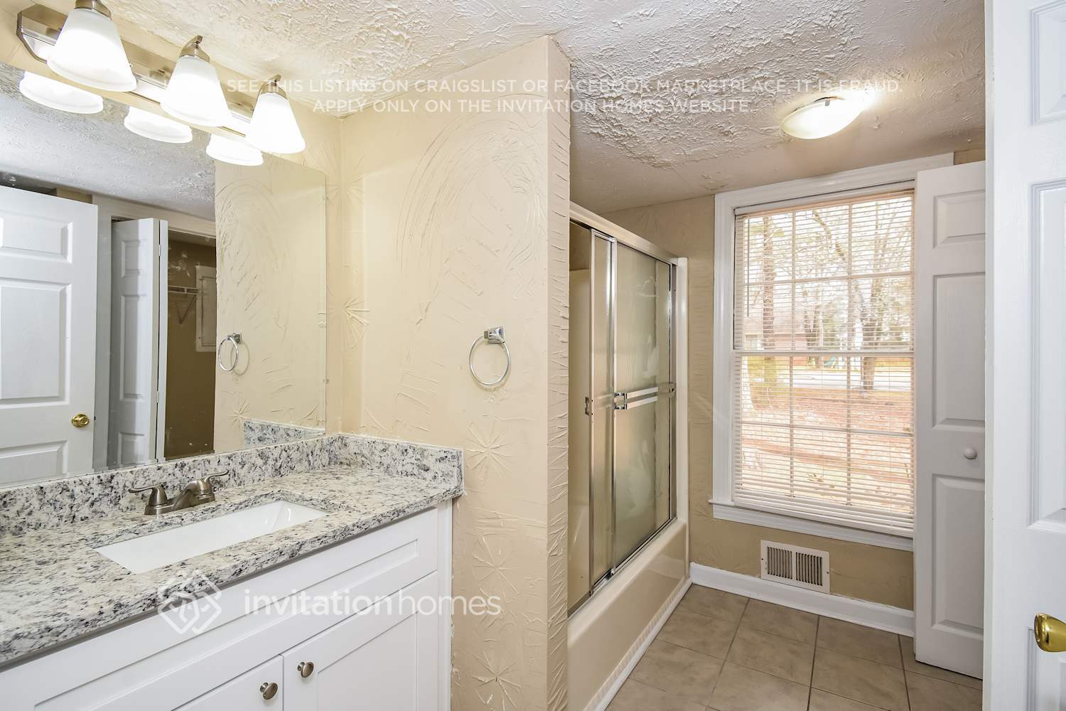 Building Photo - 253 Summit Ridge Dr