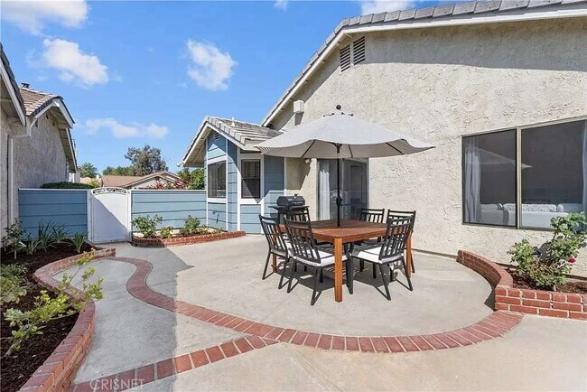 Building Photo - 26064 Tampico Dr
