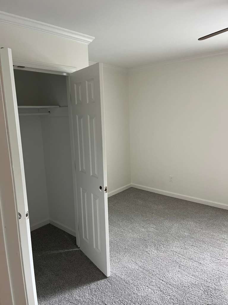 Building Photo - 1308 Woodfall Dr