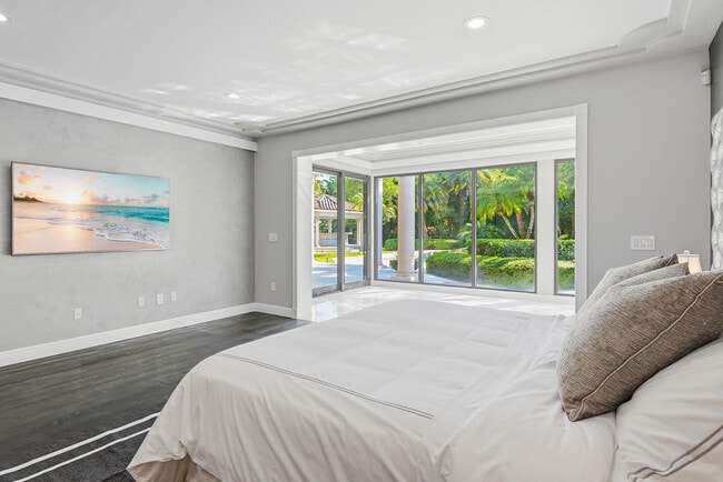 Building Photo - 10270 SW 58th St