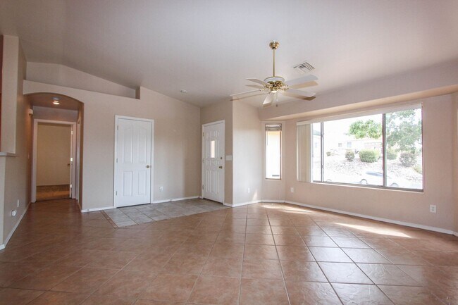 Building Photo - 7200 Spouse Dr