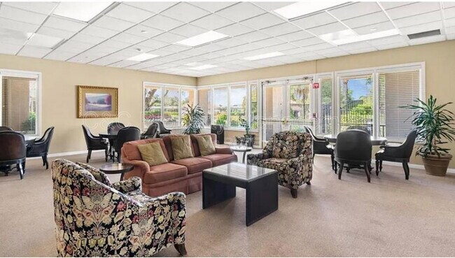 Building Photo - 30934 Crystalaire Dr