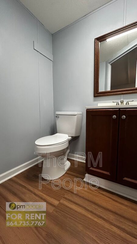 Building Photo - 745 State Rd S-39-204