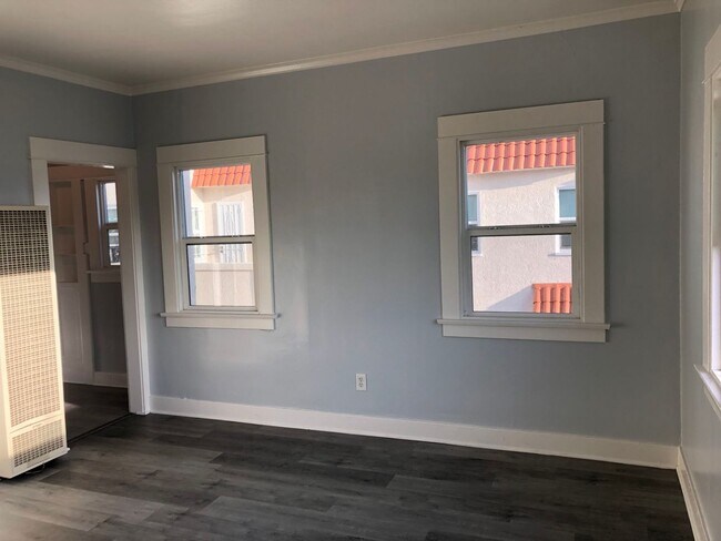 Building Photo - 722 Lime Ave