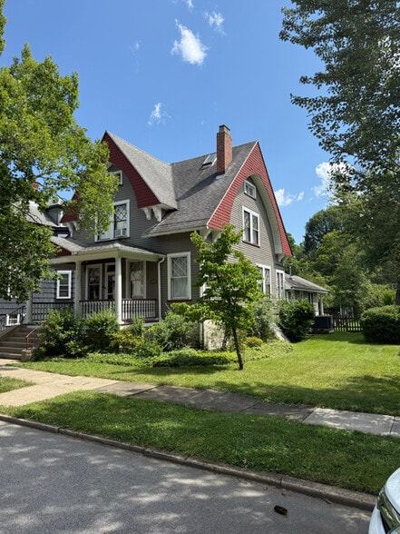 Building Photo - 103 Maple Ave