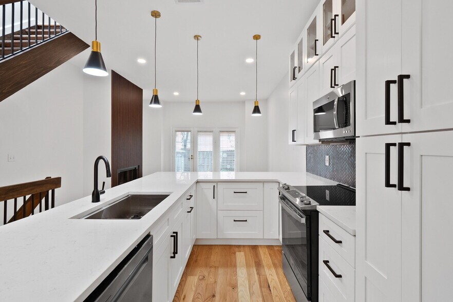 Building Photo - 4303 Laclede Ave
