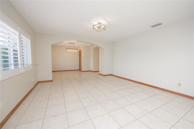 Building Photo - 24595 SW 147th Ave