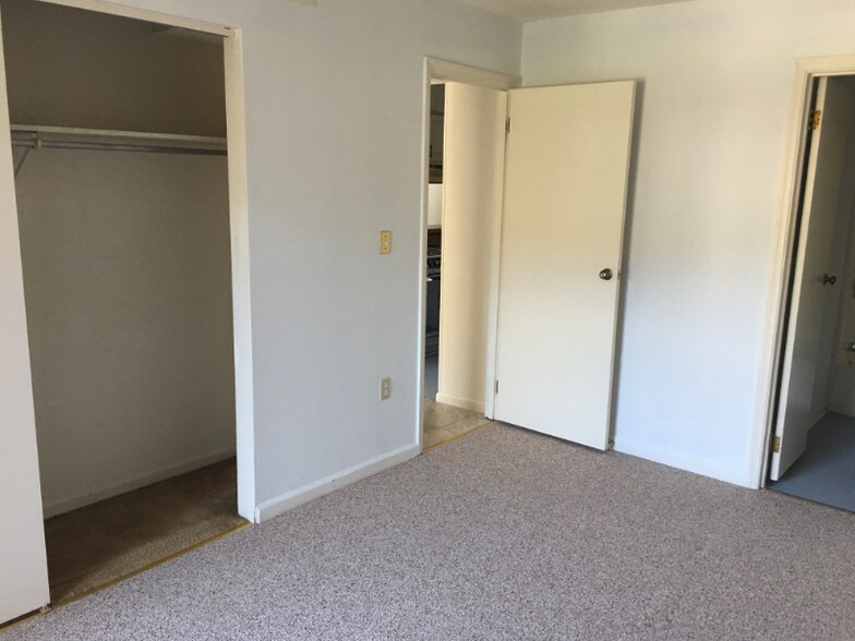 Building Photo - 3609 Juneau Rd