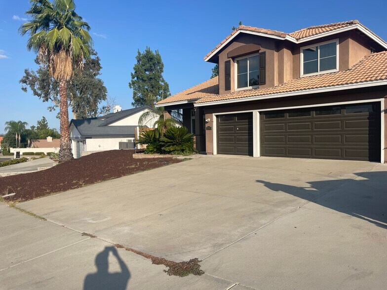 Primary Photo - 29304 Quiet Harbor St