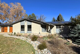 Building Photo - 460 Wintery Cir N