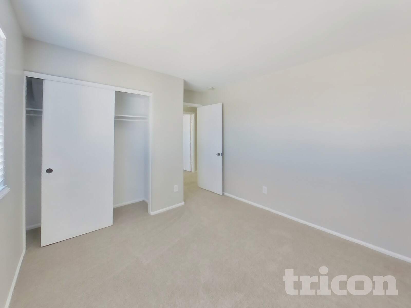 Building Photo - 37593 N Dena Dr