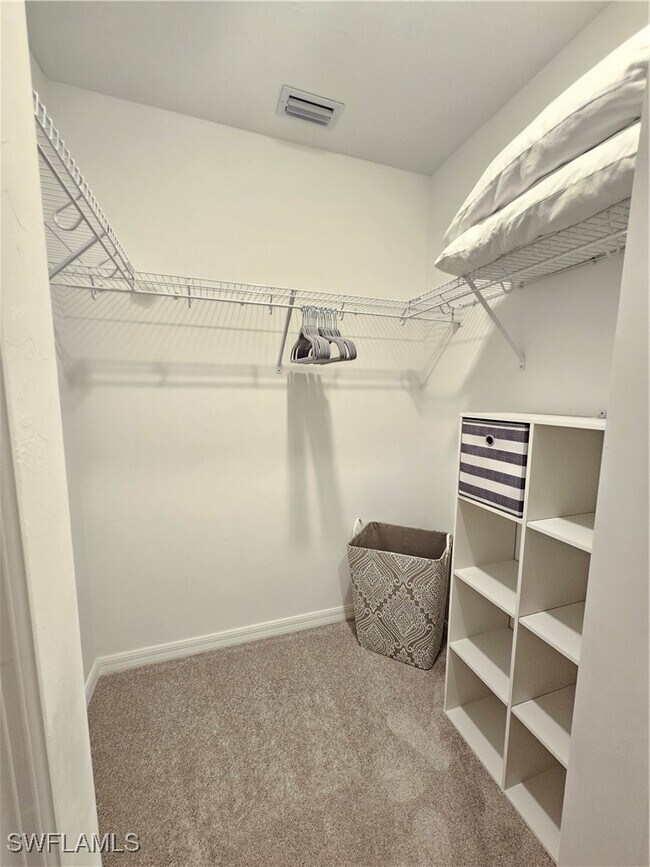 Building Photo - 5807 Double Eagle Cir