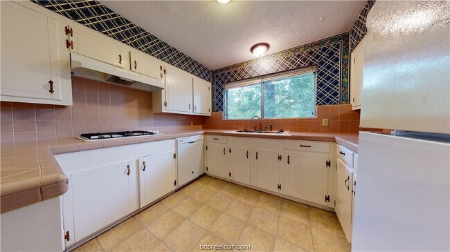 Building Photo - 1217 Westover St
