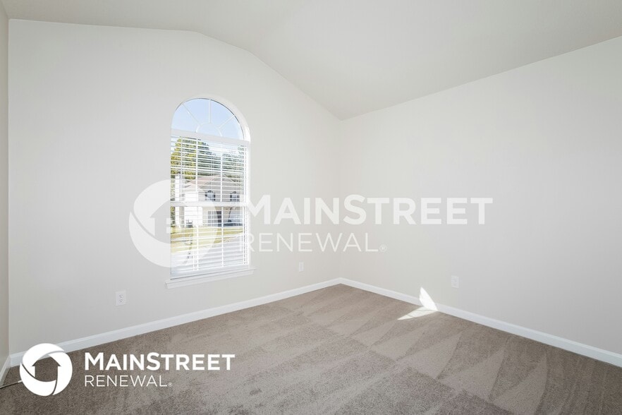 Building Photo - 3639 Mosswood Ln