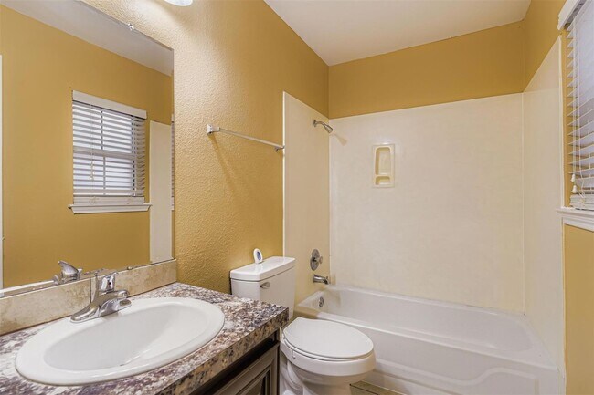 Building Photo - 441 Keystone Loop