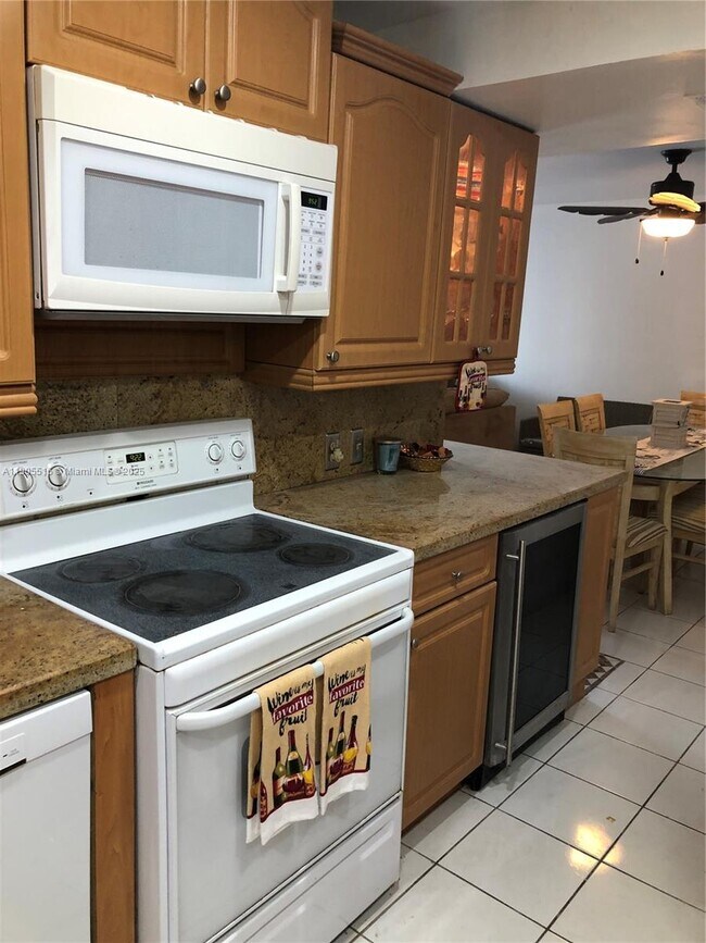 Building Photo - 6969 Collins Ave