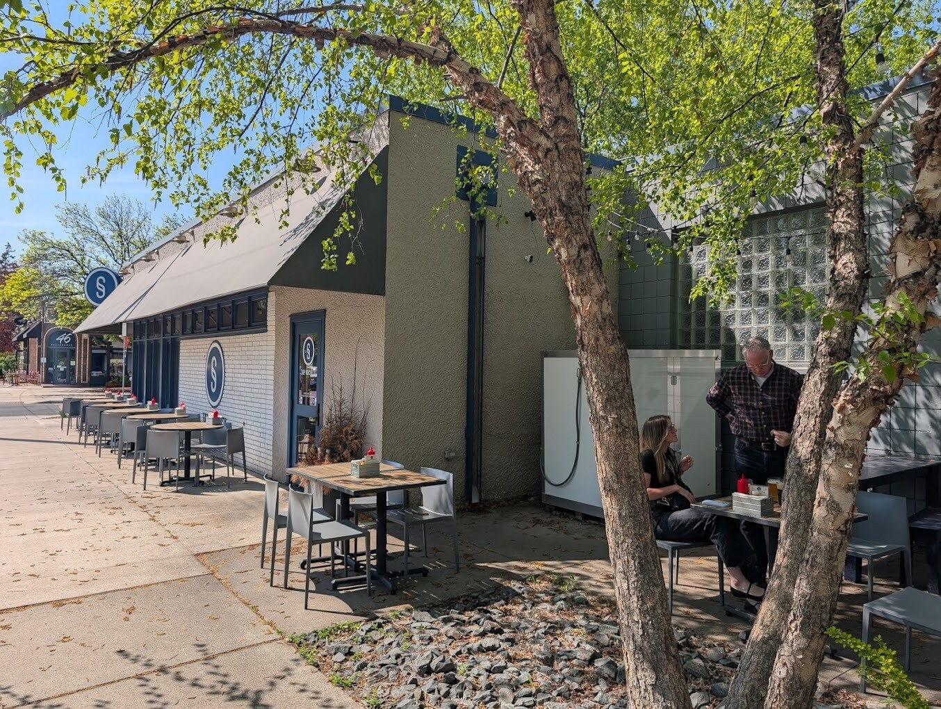 Building Photo - 4540 Garfield Ave