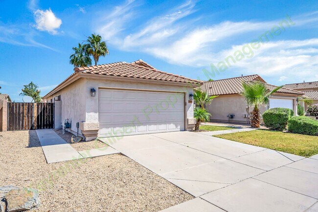 Building Photo - 1284 W Kingbird Dr