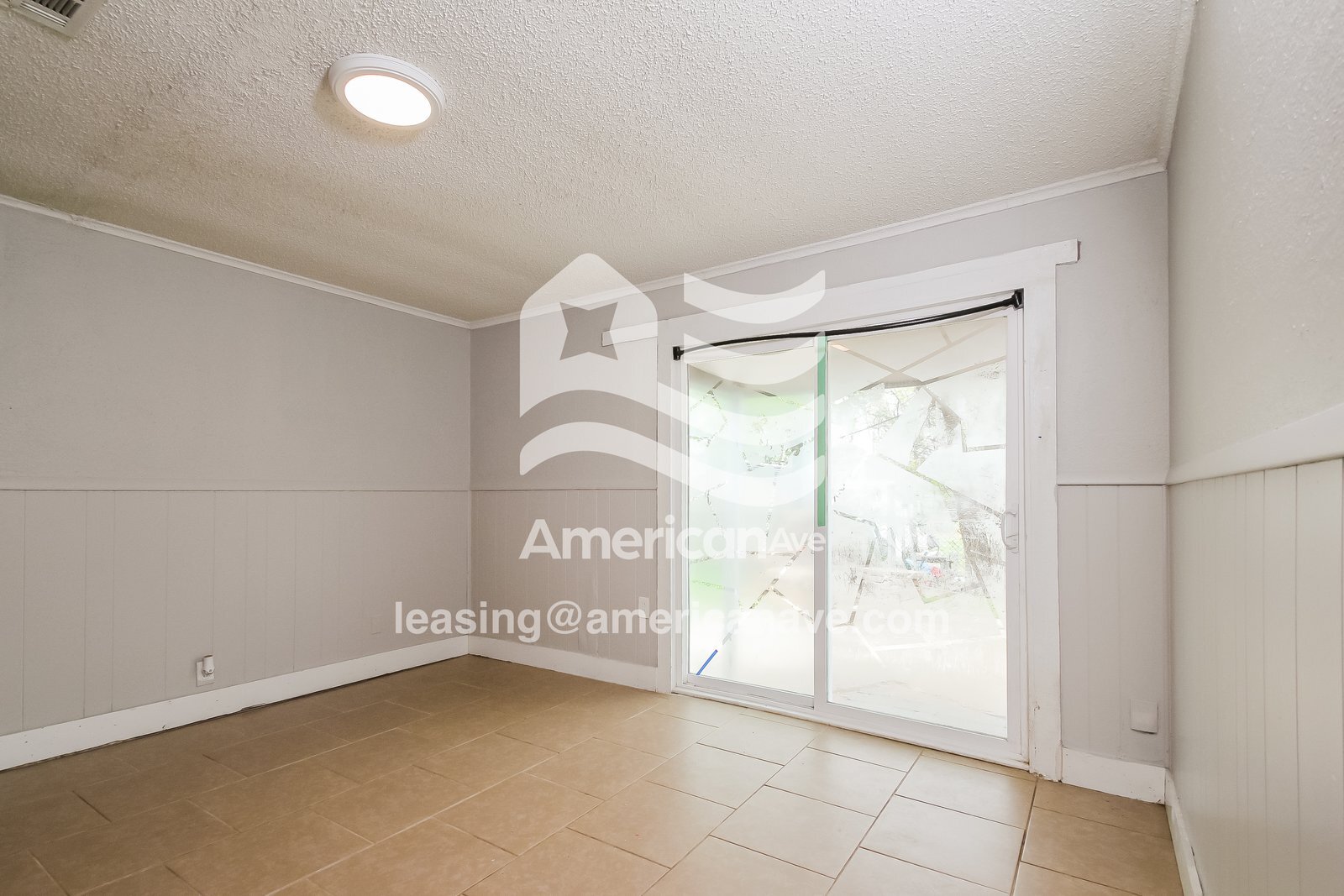 Building Photo - 1416 N Joplin Ave