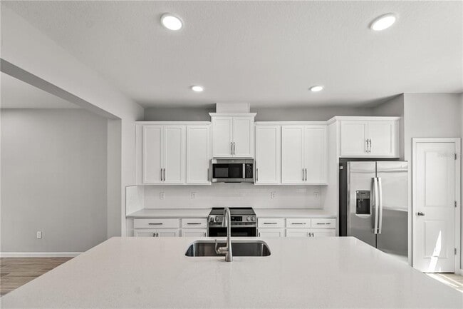 Building Photo - 1363 Mount Royal Dr