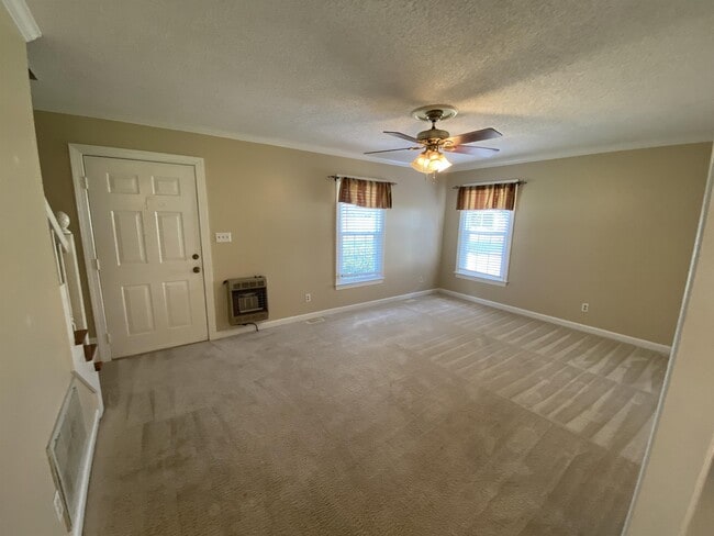 Building Photo - 4251 Frog Level Rd