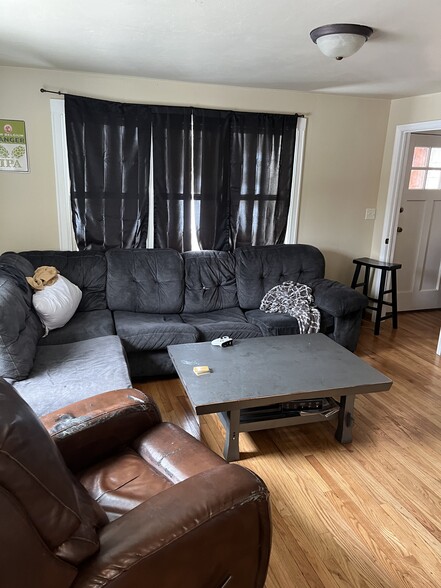 Living Room - 203 S Whiton St