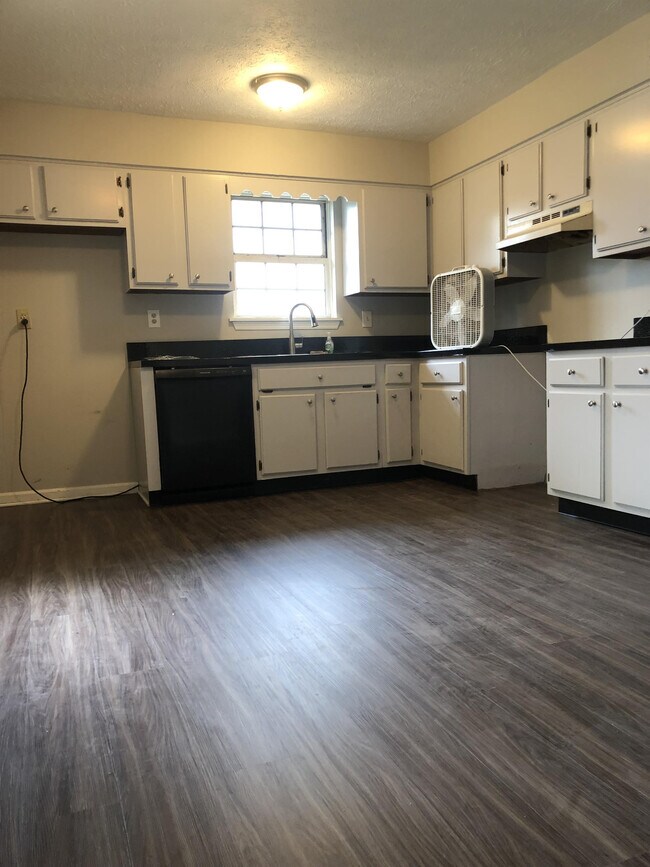 Building Photo - 5004 Winding Spring Pl