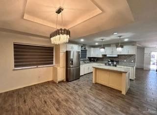 Building Photo - 25 Cll Tulipan