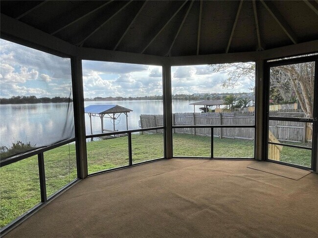 Building Photo - 687 Lake Dexter Cir