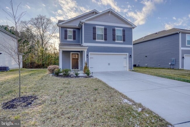 Building Photo - 124 Currant Cir