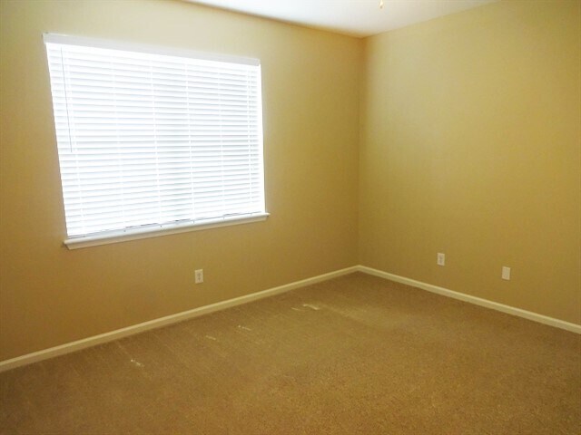 Building Photo - 95501 Sonoma Dr