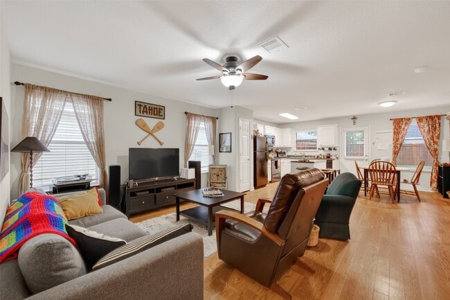 Building Photo - 4611 Snowdrop Ct