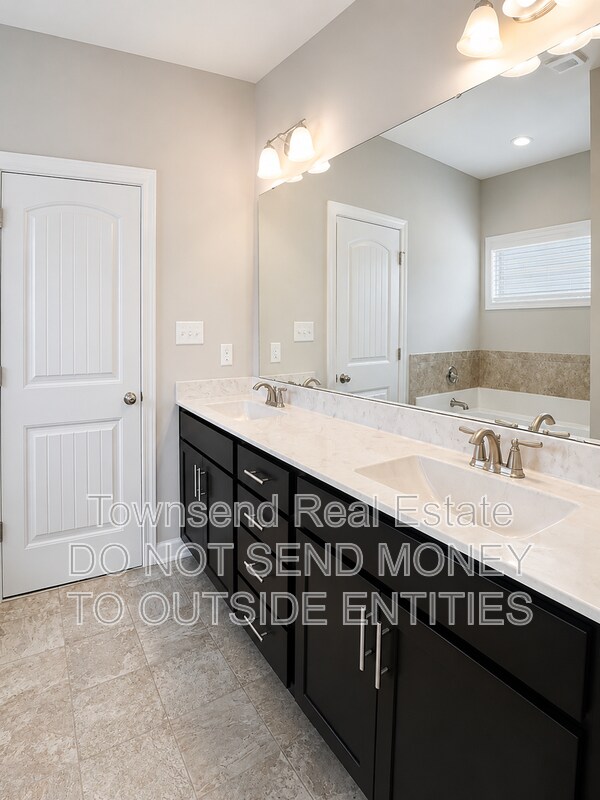 Building Photo - 2513 Owlands Ct