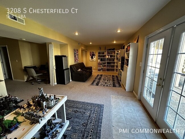 Building Photo - 3208 S Chesterfield Ct