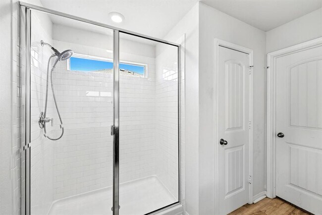 Building Photo - 120 Loon Dr