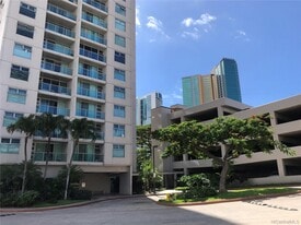 Building Photo - 1133 Waimanu St