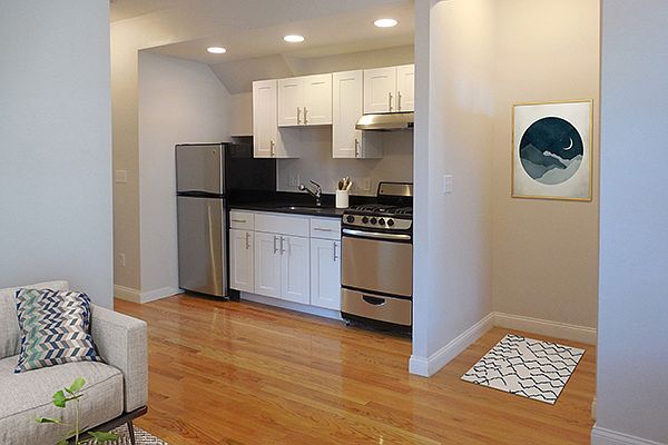 *Pictures are representative samples of the advertised unit. In some cases, the actual units you to - 955 Cambridge St